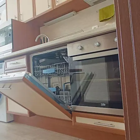 Private Apartment, Baba Tonka St شقة *
