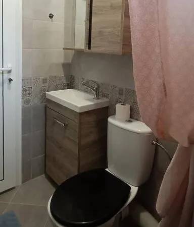 Private Apartment, Baba Tonka St شقة *